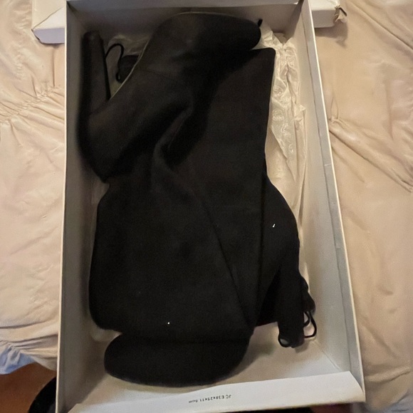 Steve Madden black suede over the knee boot size 7 - Picture 7 of 10
